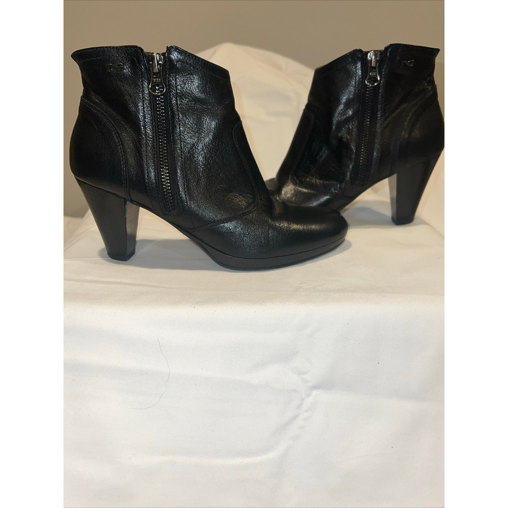 Nero Giardini booties
